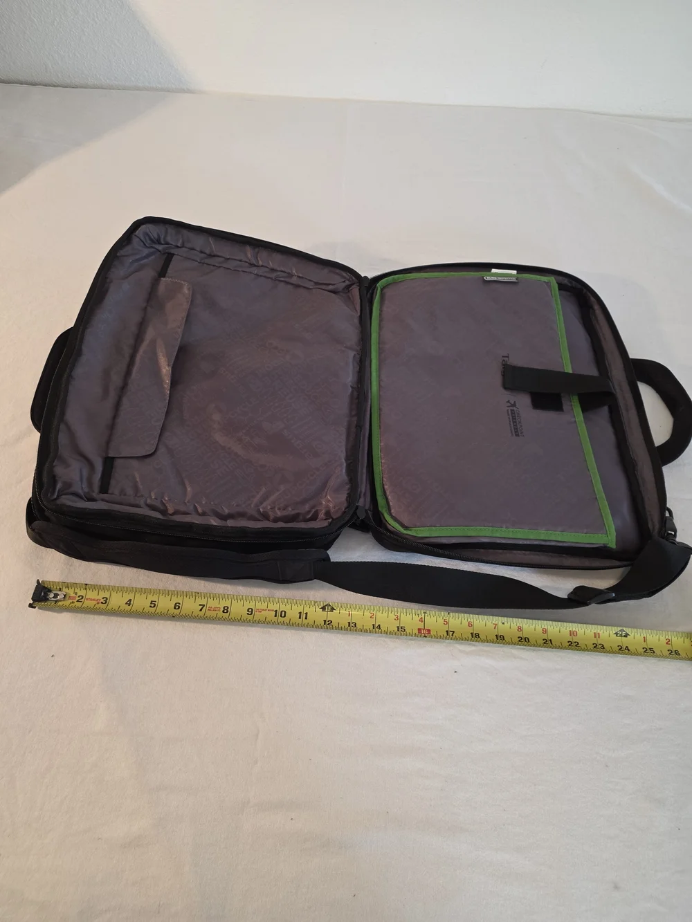 Targus Black Laptop Briefcase with Shoulder Strap